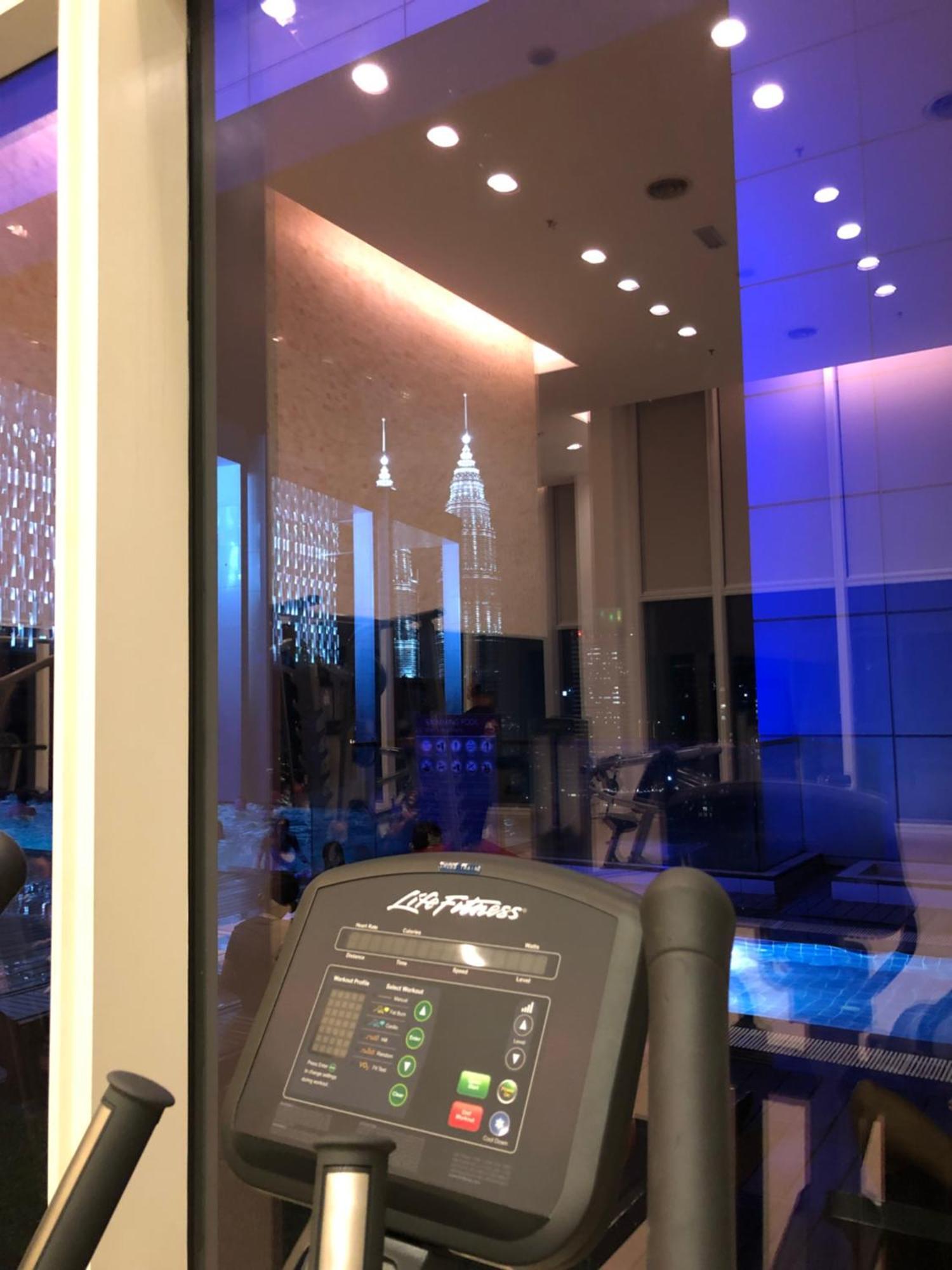 Platinum Suites Klcc Top 51 クアラルンプール エクステリア 写真